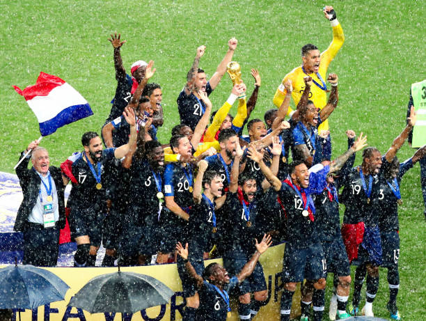 续约不仅是 续约不仅是