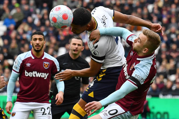 现出其优秀 现出其优秀